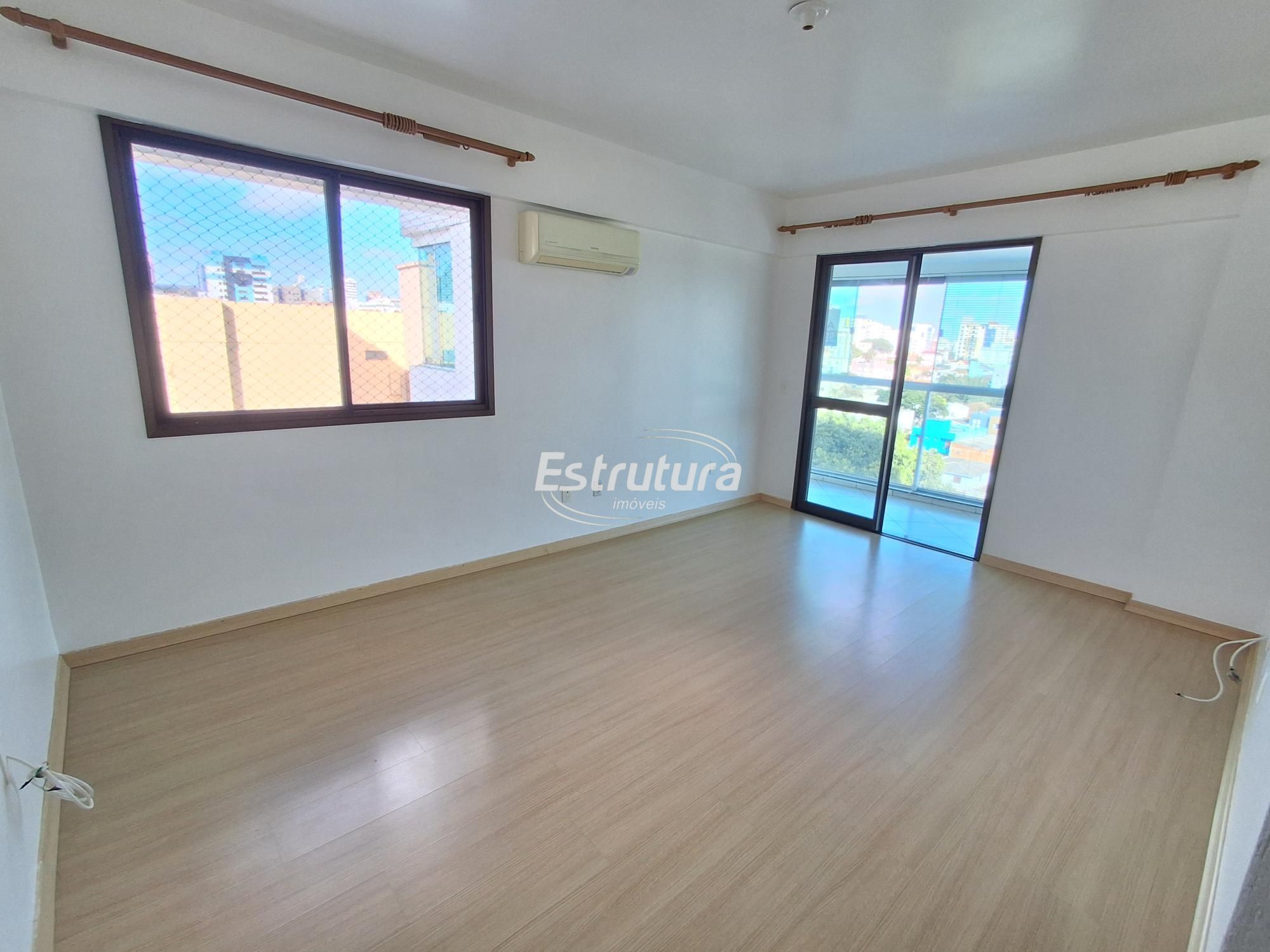 Apartamento para alugar  no Centro - Santa Maria, RS. Imóveis