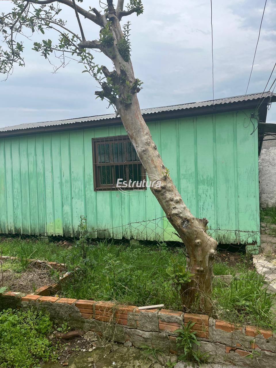 Terreno 15x30 com 2 Casas — Excelente Oportunidade para Moradia ou Investiment