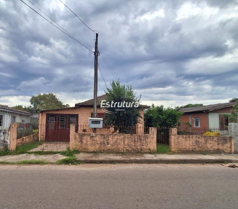 Casa para alugar  no So Joo - Santa Maria, RS. Imveis