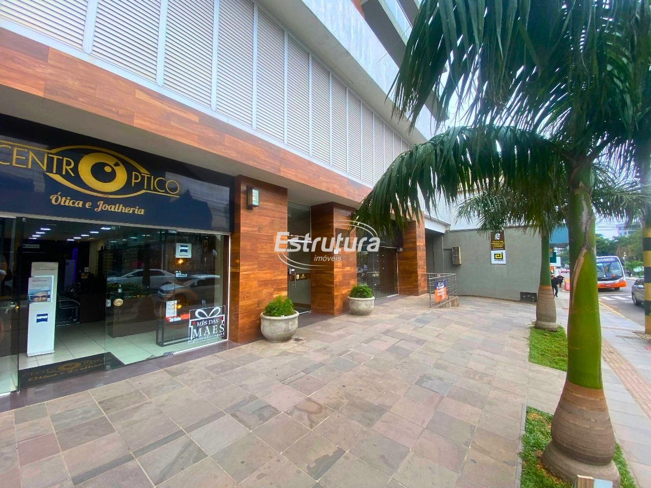 Apartamento totalmente mobiliado no centro de Santa Maria.
