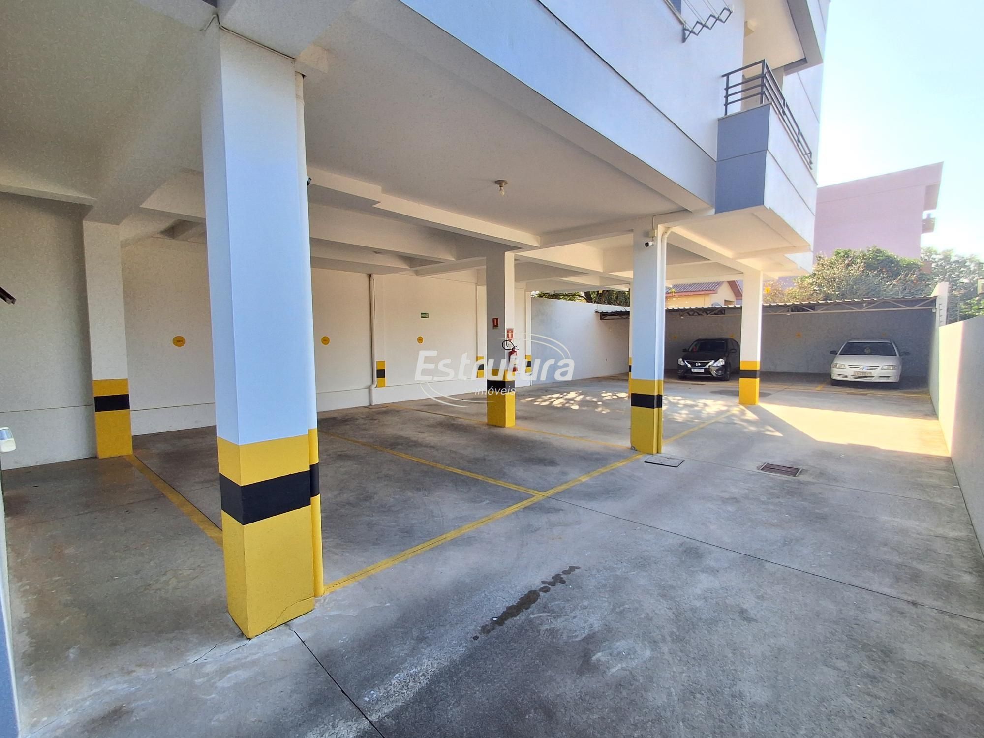 Apartamento mobiliado no bairro dores