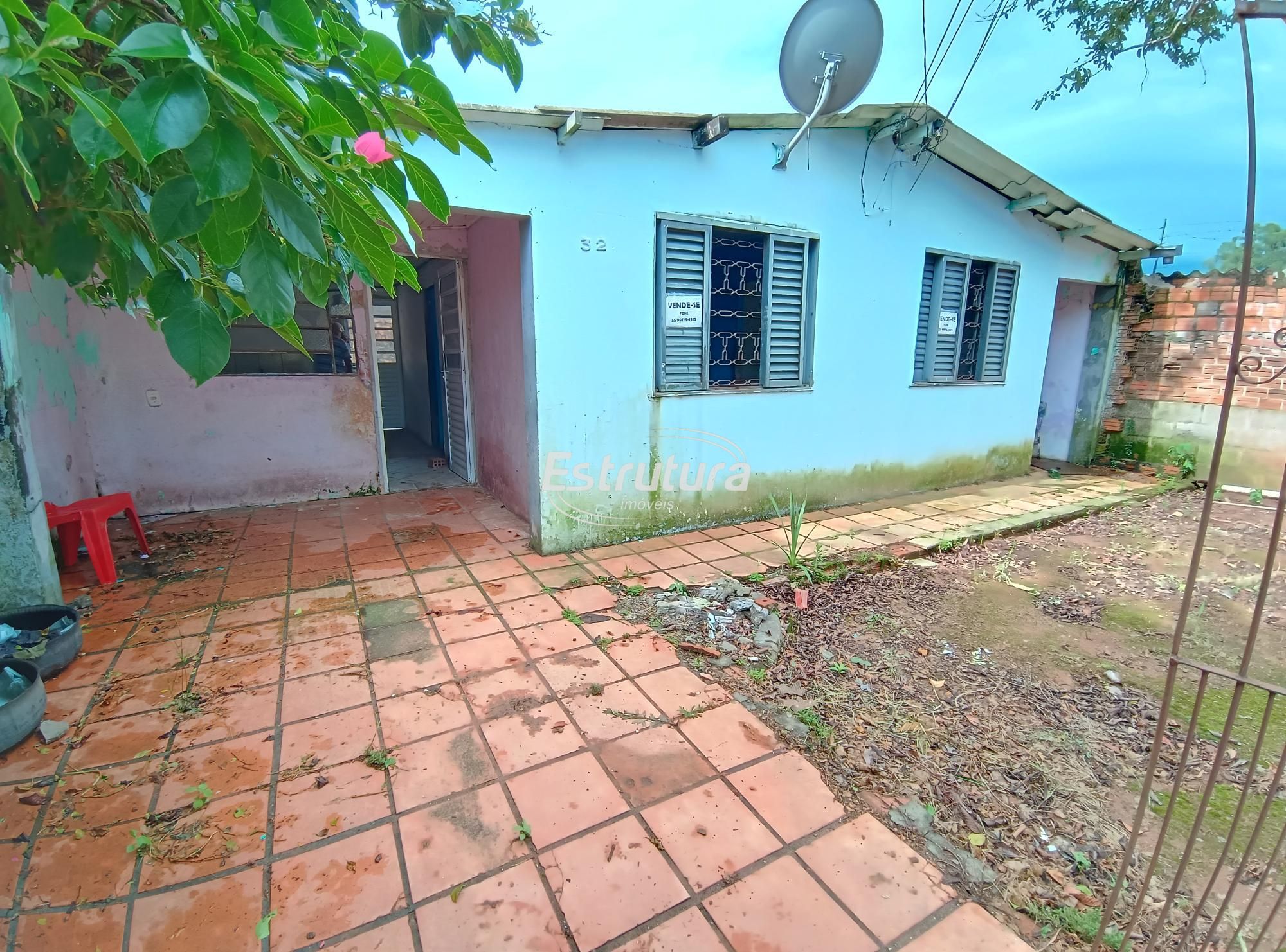 Casa à venda  no Tancredo Neves - Santa Maria, RS. Imóveis