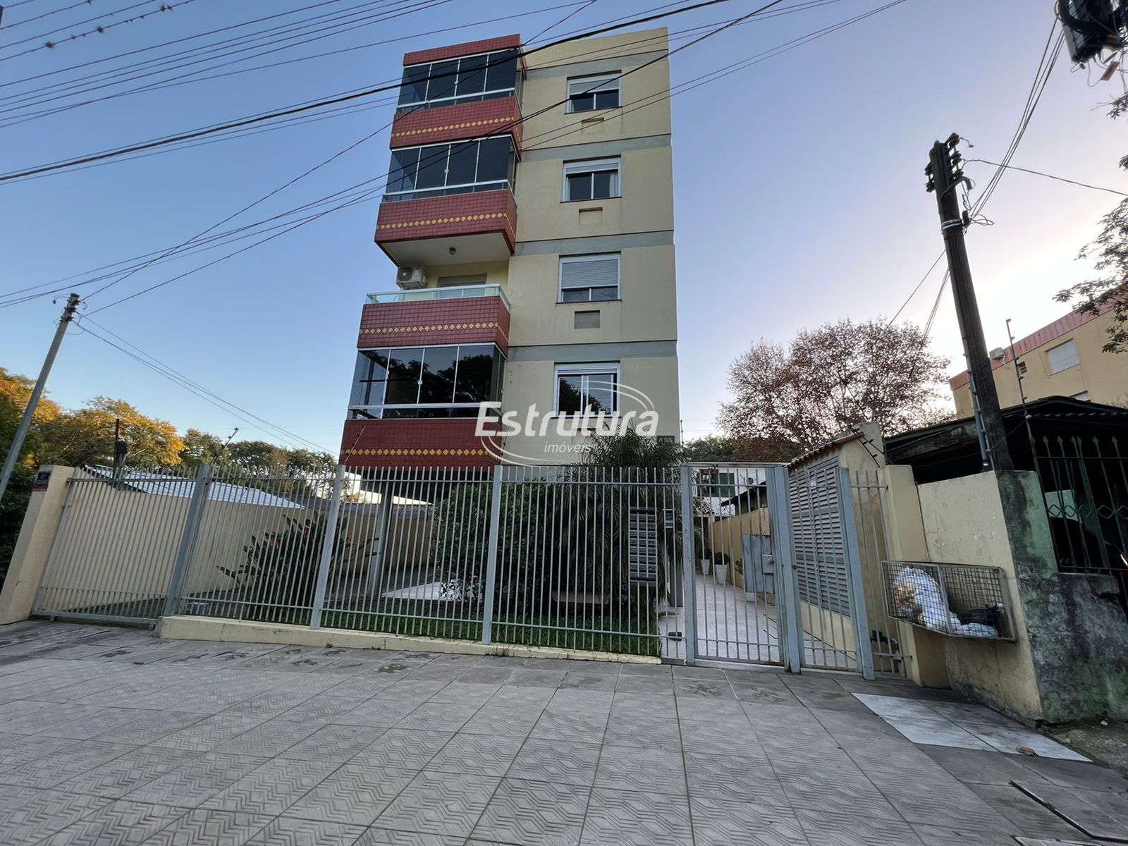 Apartamento à venda  no Nonoai - Santa Maria, RS. Imóveis