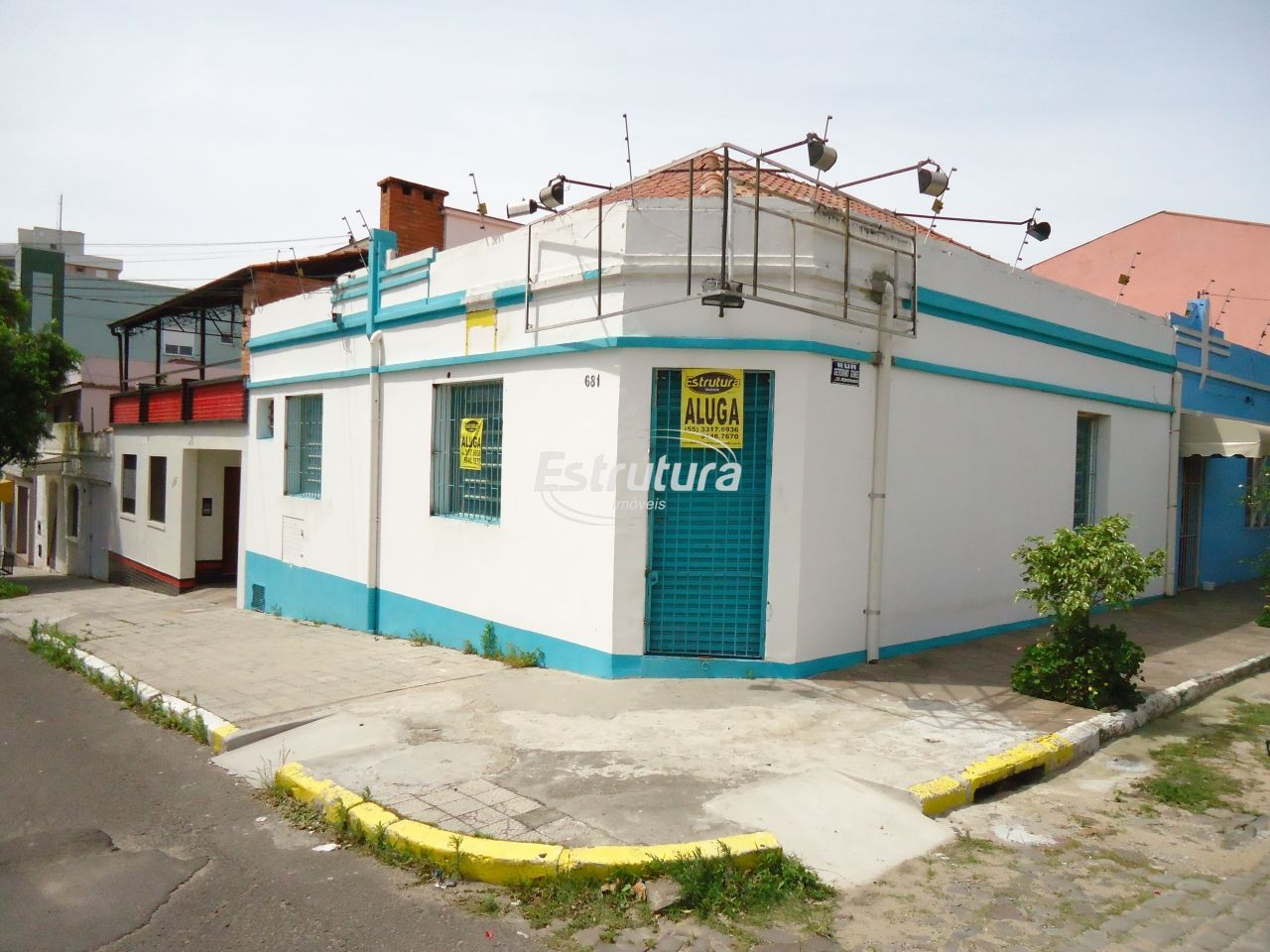 Sala Comercial de 2 quartos, 80m² no bairro Nossa Senhora das Dores, em Santa Maria | Eu Corretor