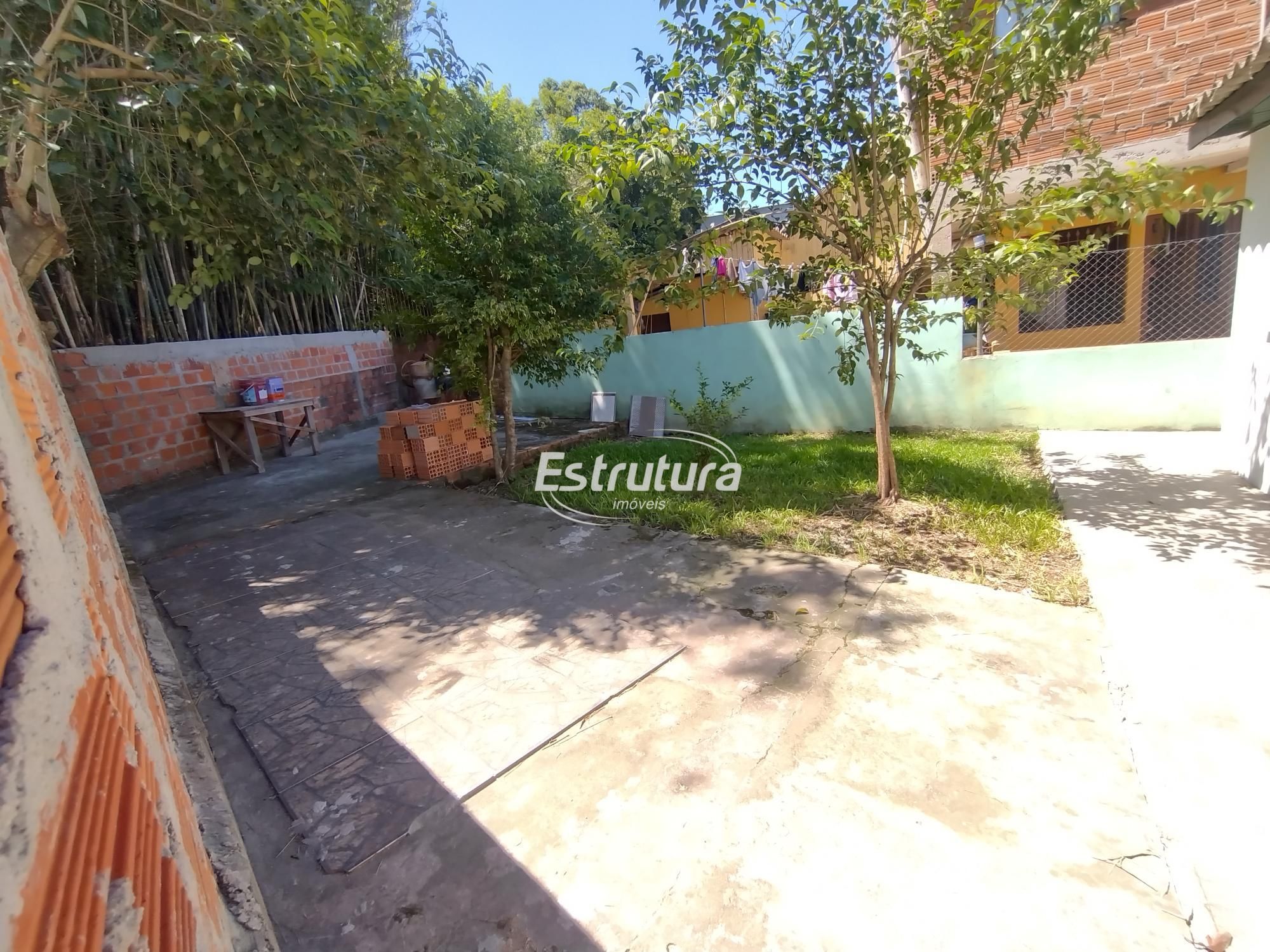 Belissima casa no bairro jucelino kubitschek com dois dormit