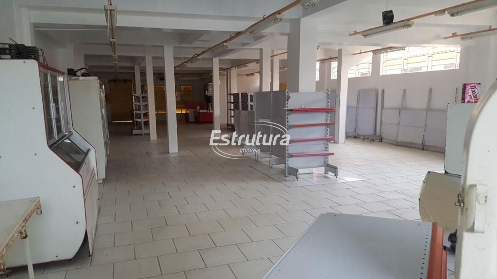 Loja / Salão / Ponto Comercial de 1 quarto, 300m² no bairro Carolina, em Santa Maria | Eu Corretor