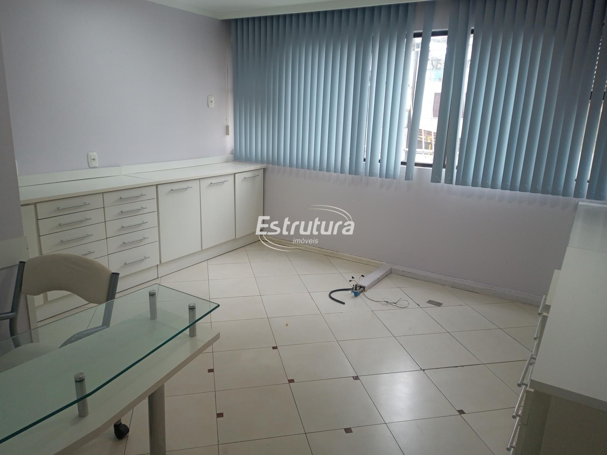 Sala comercial à venda  no Centro - Santa Maria, RS. Imóveis