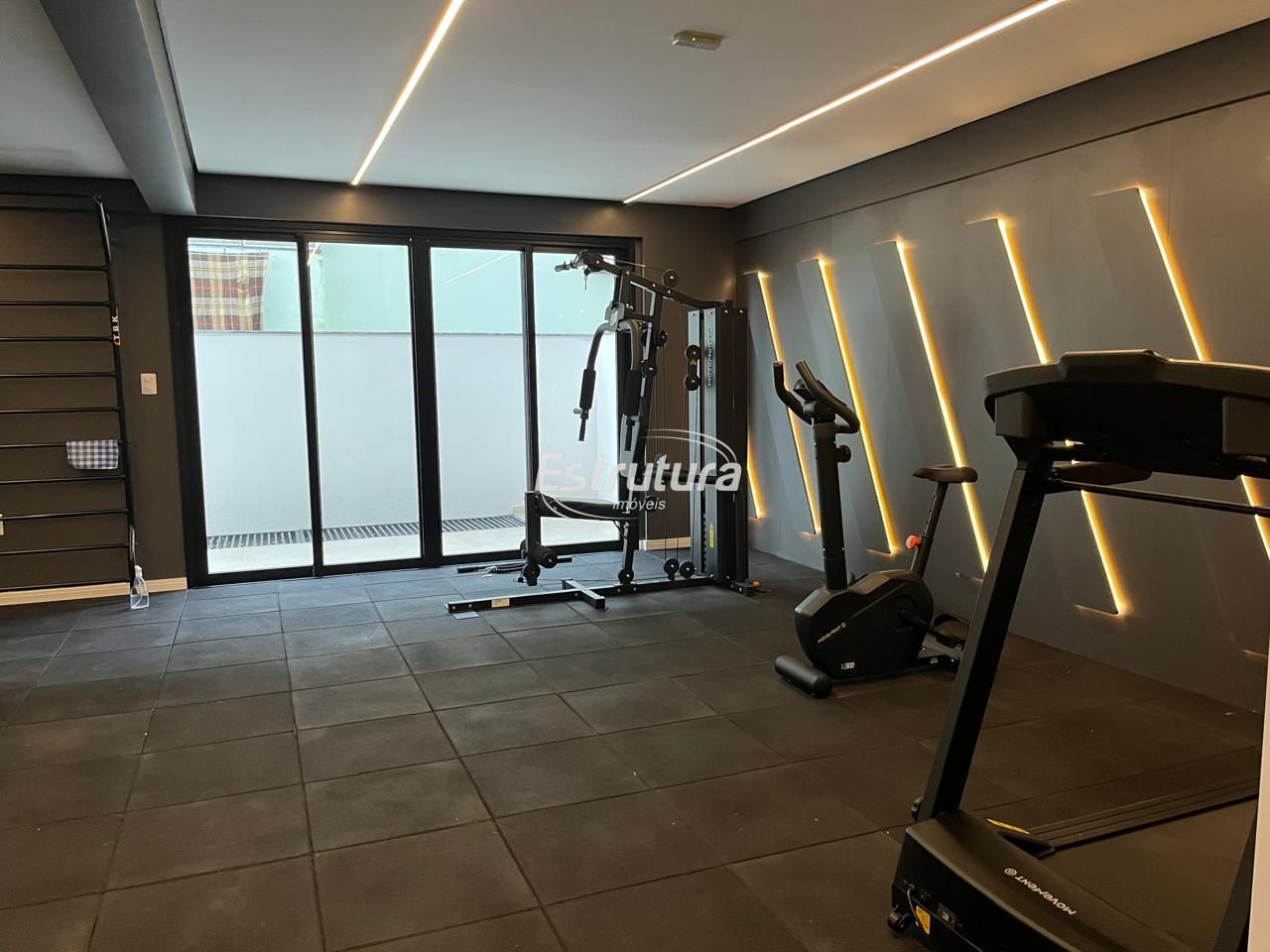 img193479964
