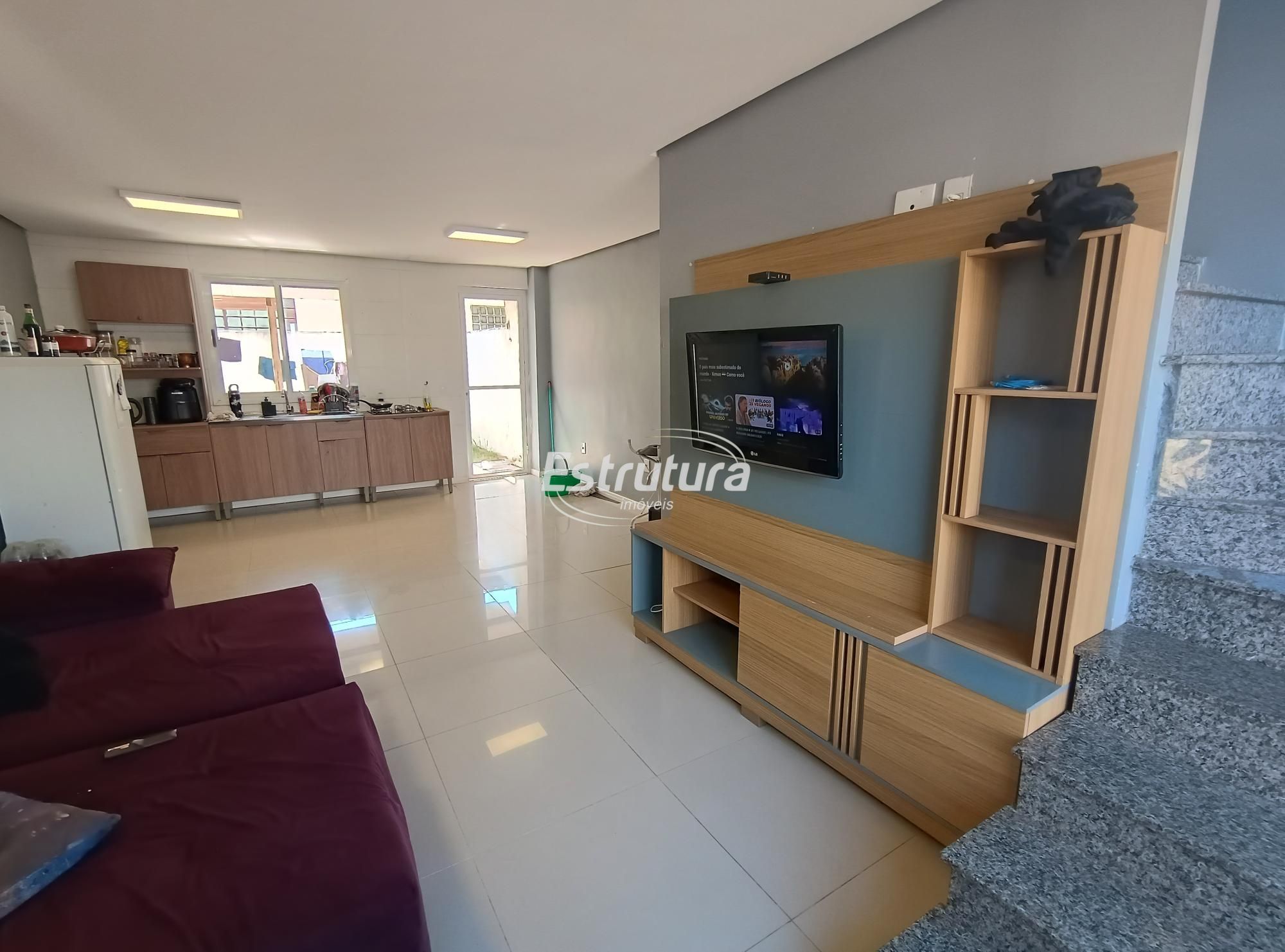 Sobrado de 2 quartos, 72m² no bairro Nossa Senhora de Lourdes, em Santa Maria | Eu Corretor