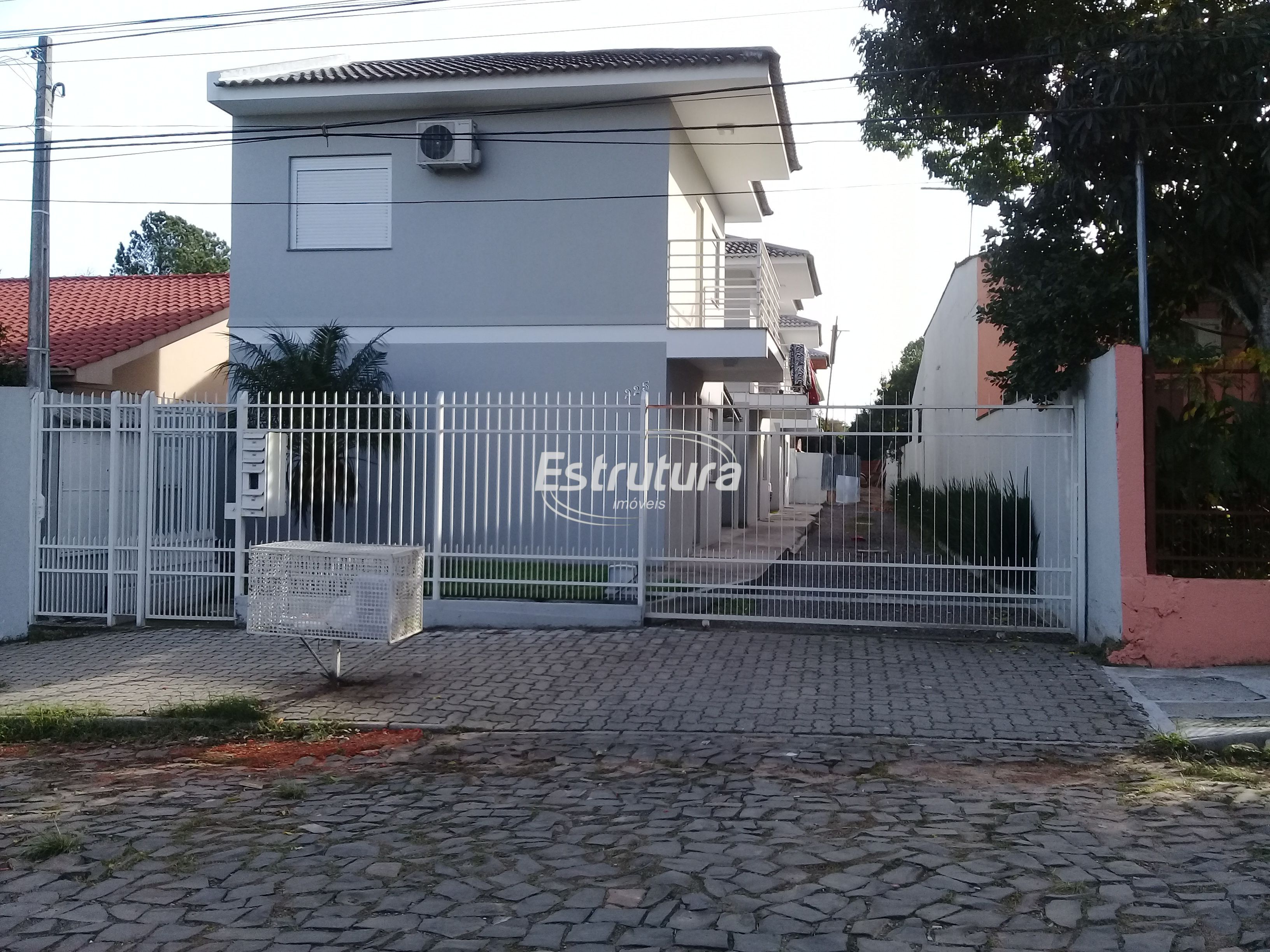 Casa em condomnio  venda  no Pinheiro Machado - Santa Maria, RS. Imveis