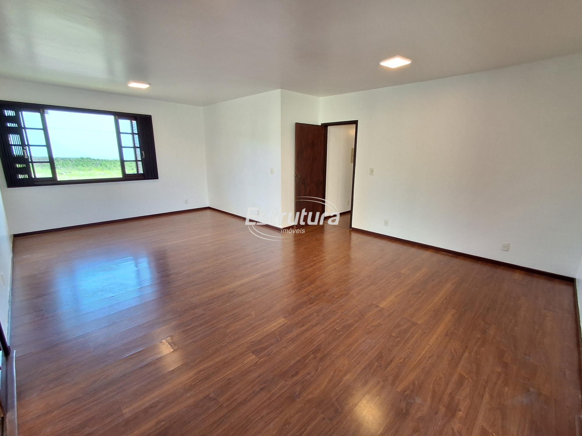 Casa de 4 quartos, 219m² no bairro São José, em Santa Maria | Eu Corretor