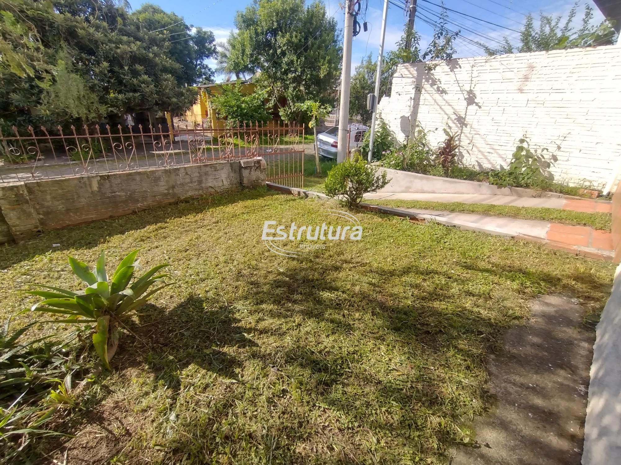 Casa de 2 quartos, 90m² no bairro Tancredo Neves, em Santa Maria | Eu Corretor