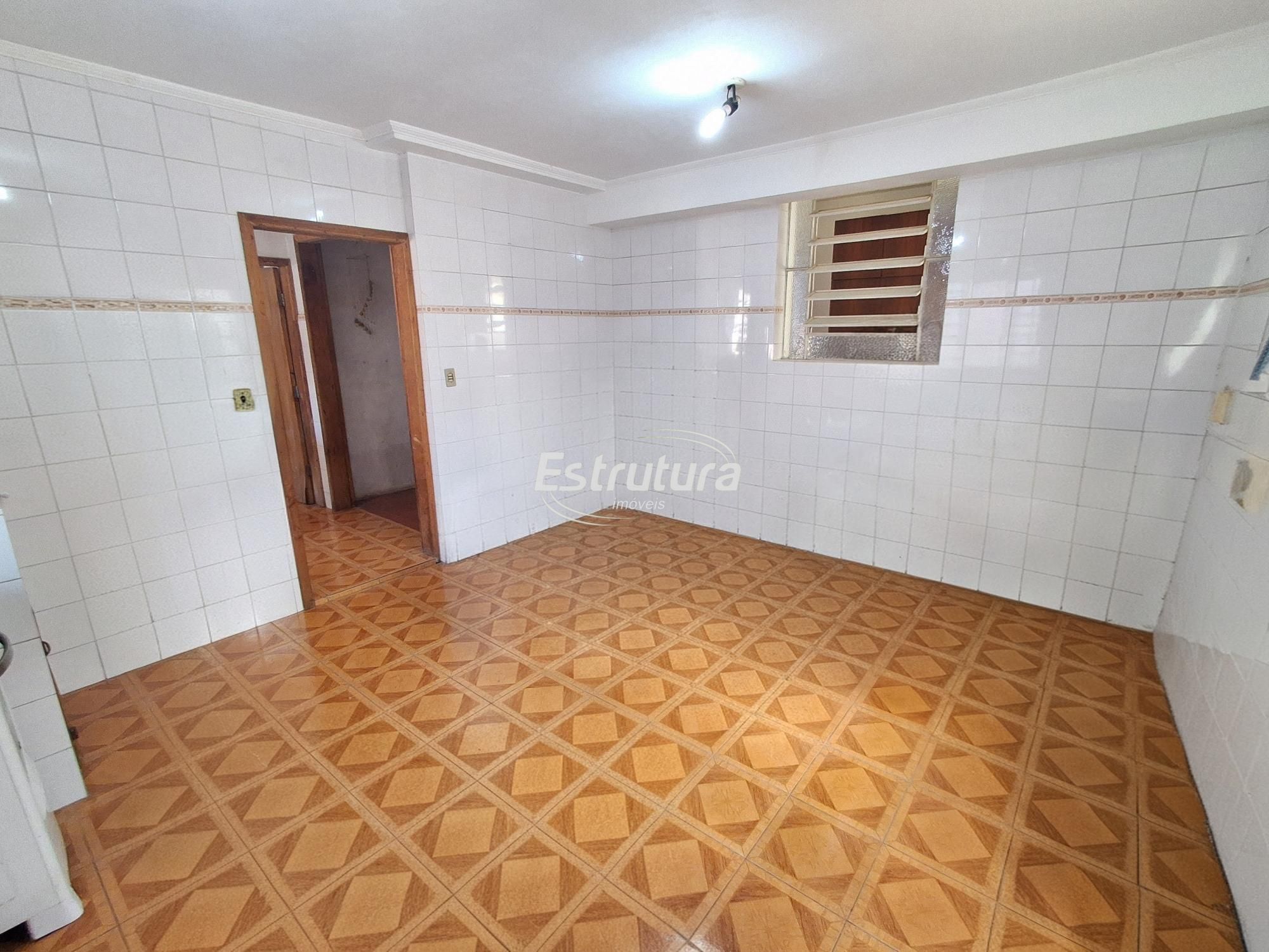 Casa de 3 dormitórios com terreno amplo na Major Duarte - foto 13