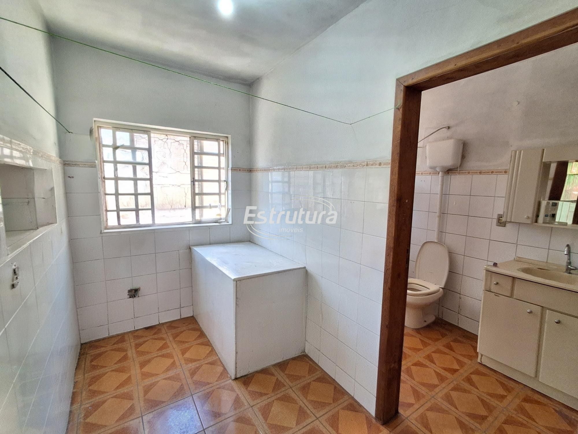 Casa de 3 dormitórios com terreno amplo na Major Duarte - foto 10