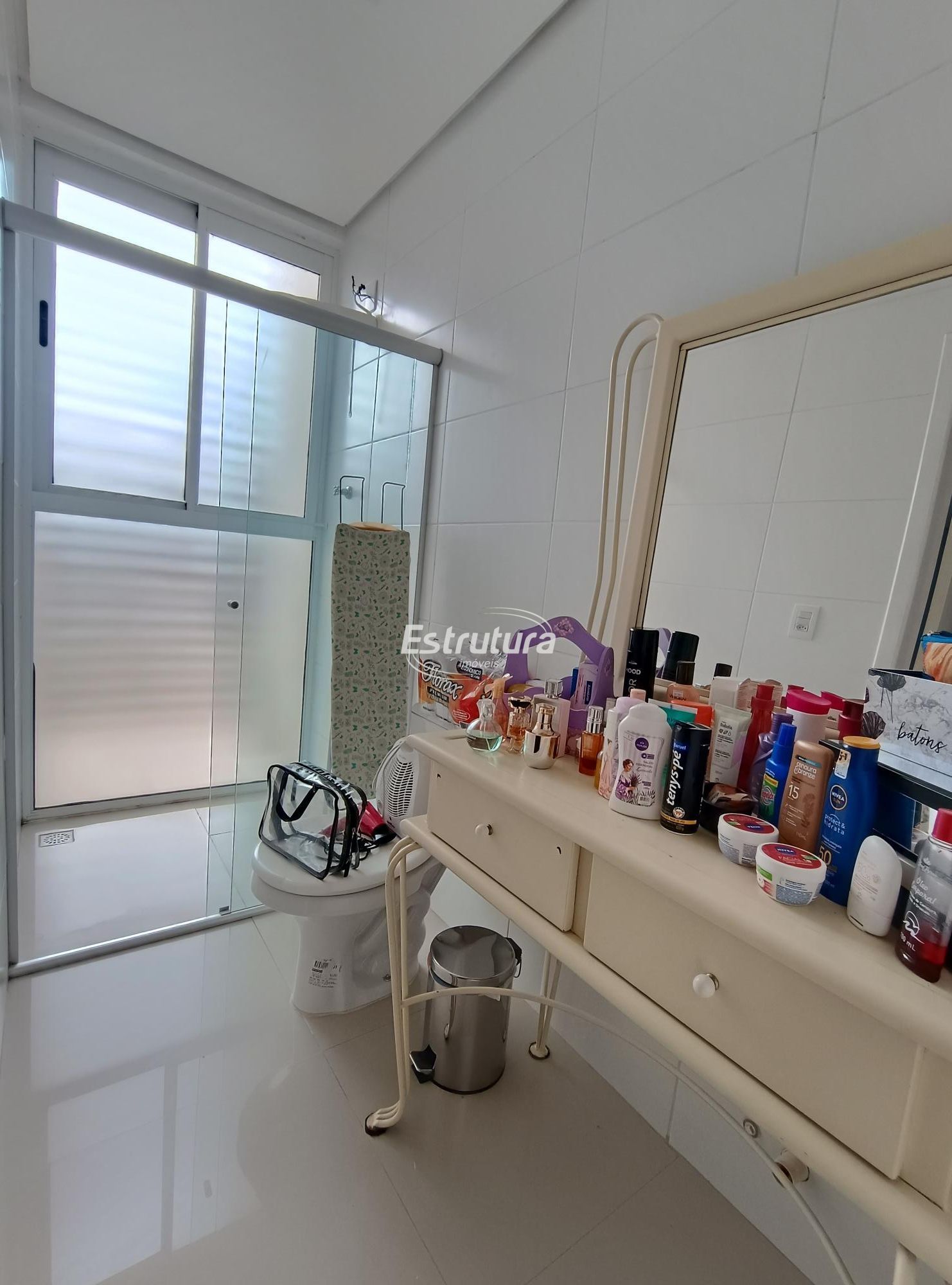 Sobrado de 3 quartos, 98m² no bairro Nossa Senhora de Lourdes, em Santa Maria | Eu Corretor