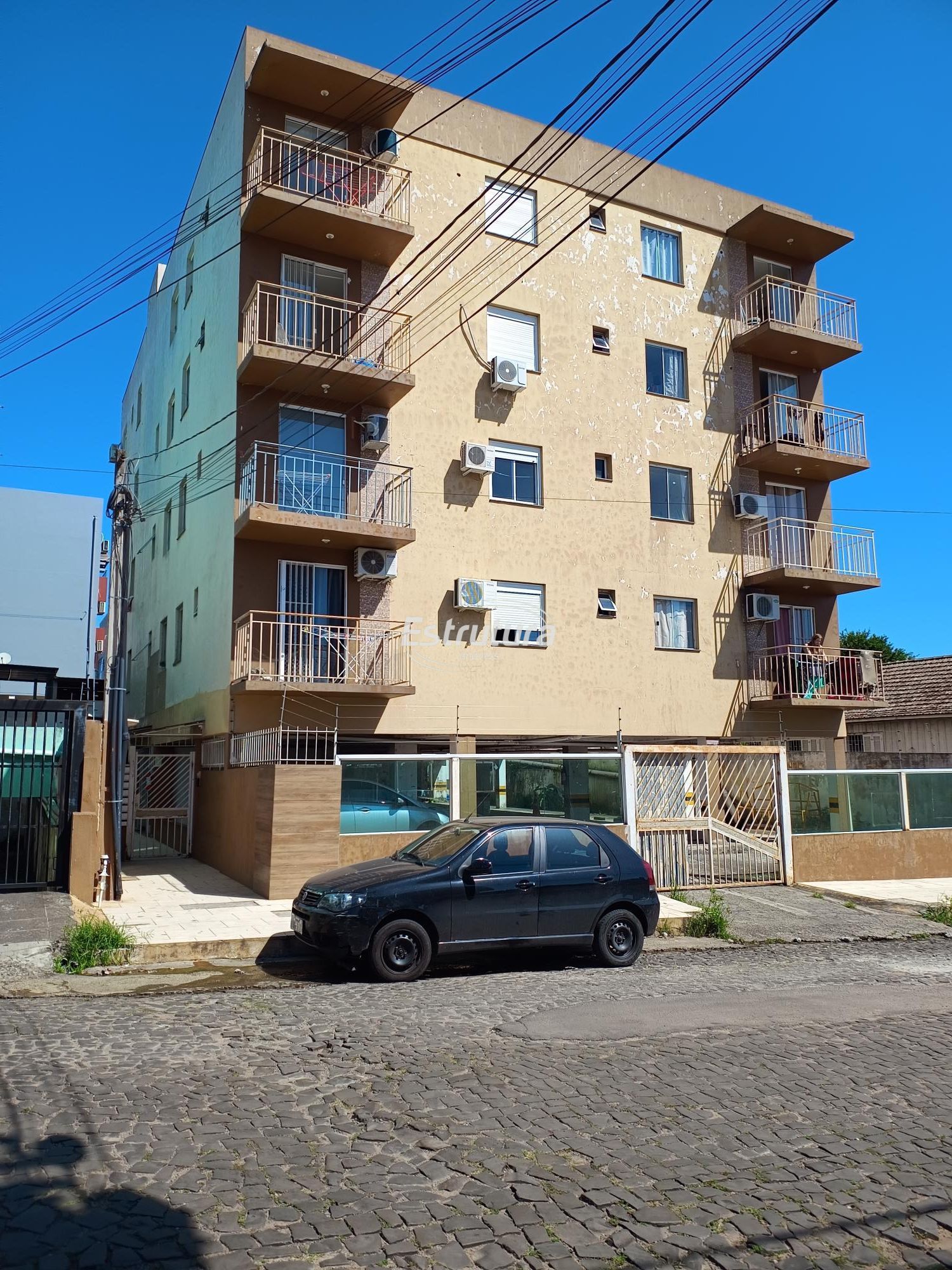 Apartamento à venda  no Nossa Senhora Medianeira - Santa Maria, RS. Imóveis