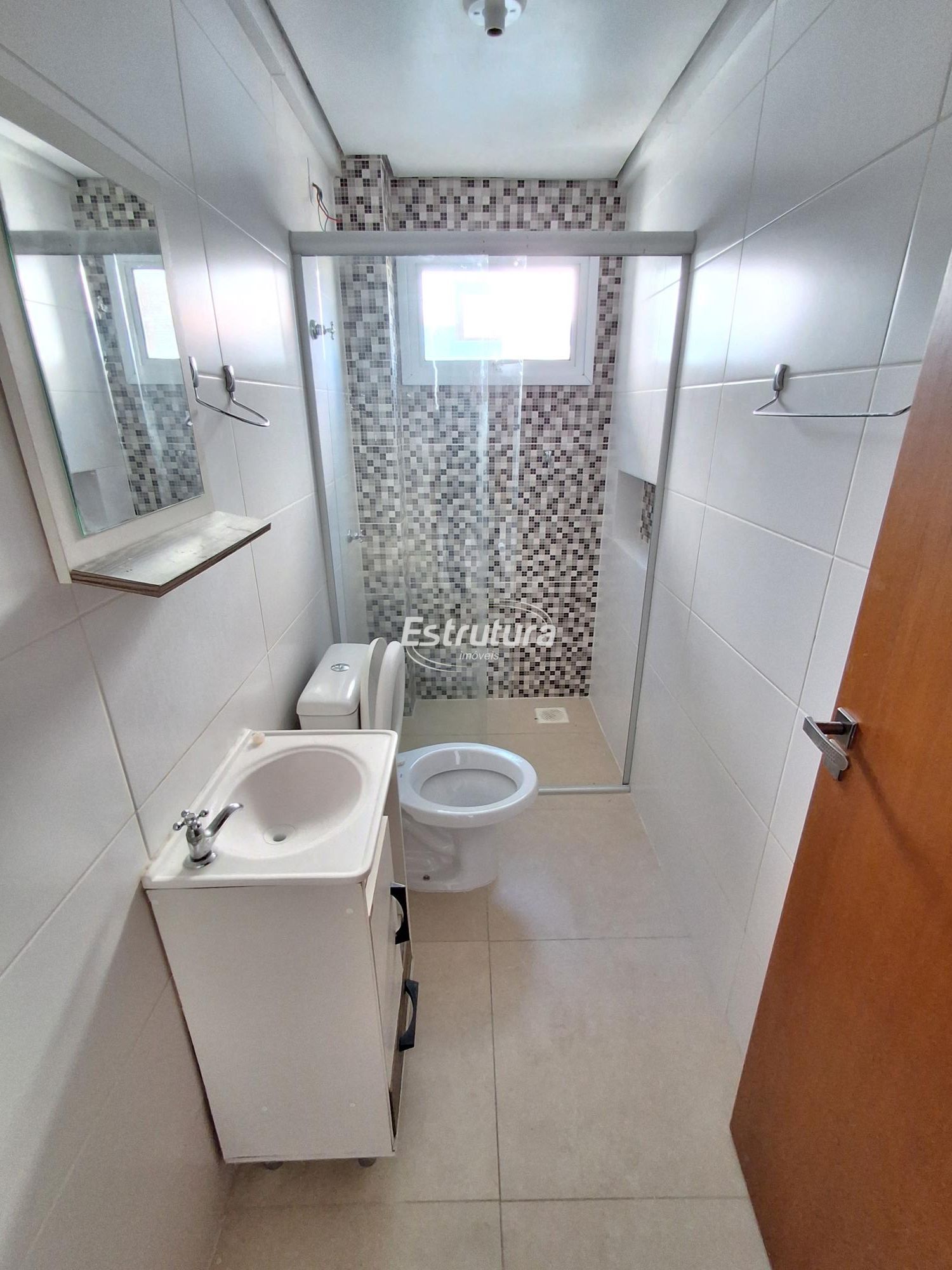 Apartamento de 1 dormitório com elevador em ótima localização em camobi