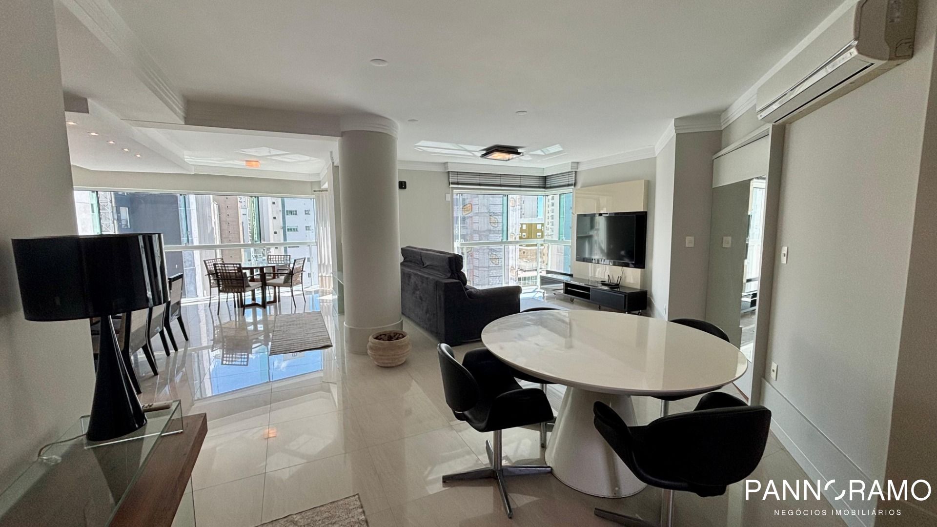 Apartamento, 3 quartos, 132 m² - Foto 2