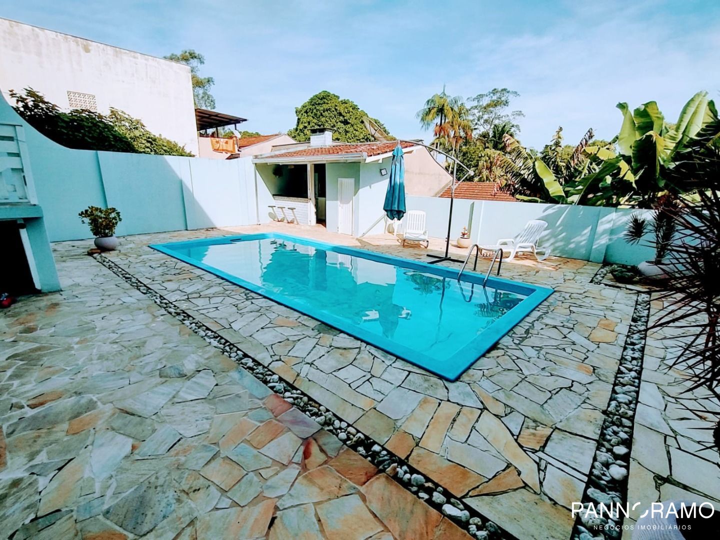 Casa, 3 quartos, 162 m² - Foto 2