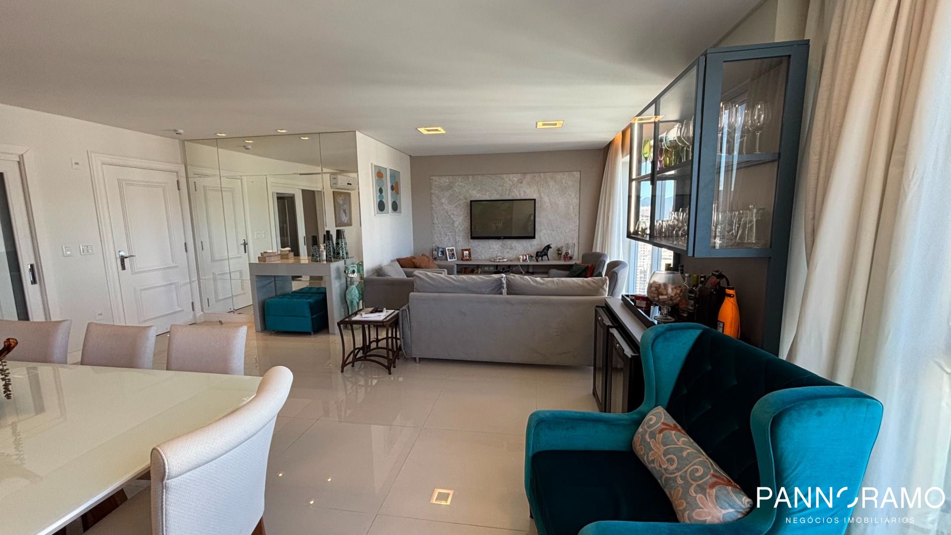 Apartamento, 4 quartos, 212 m² - Foto 4