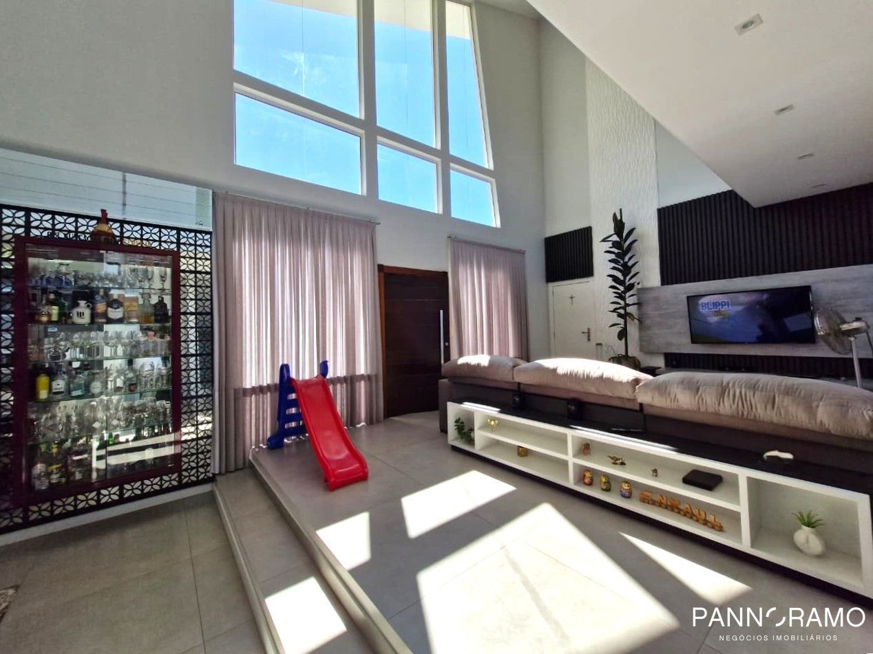 Casa, 3 quartos, 290 m² - Foto 30