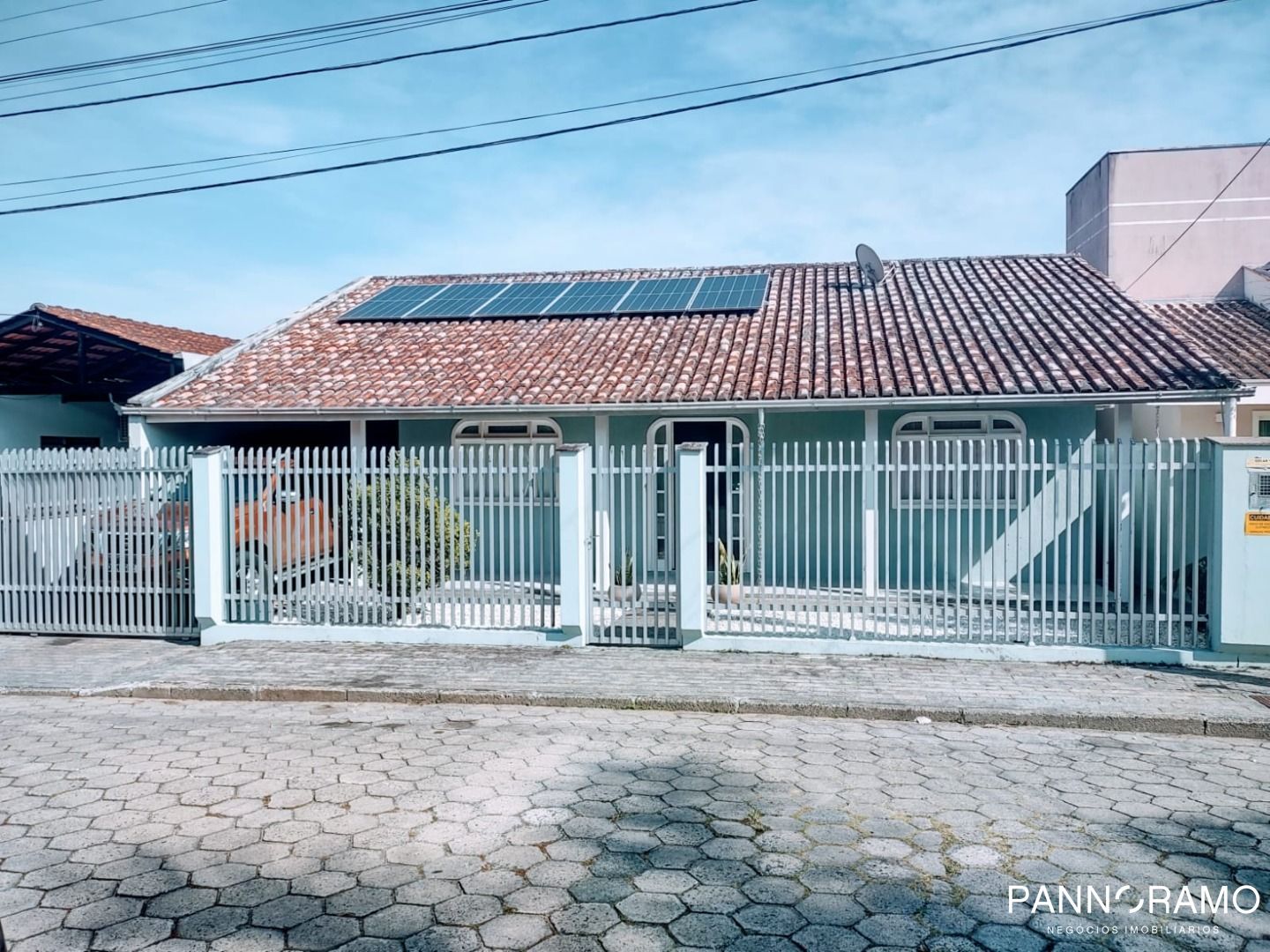 Casa, 3 quartos, 162 m² - Foto 1