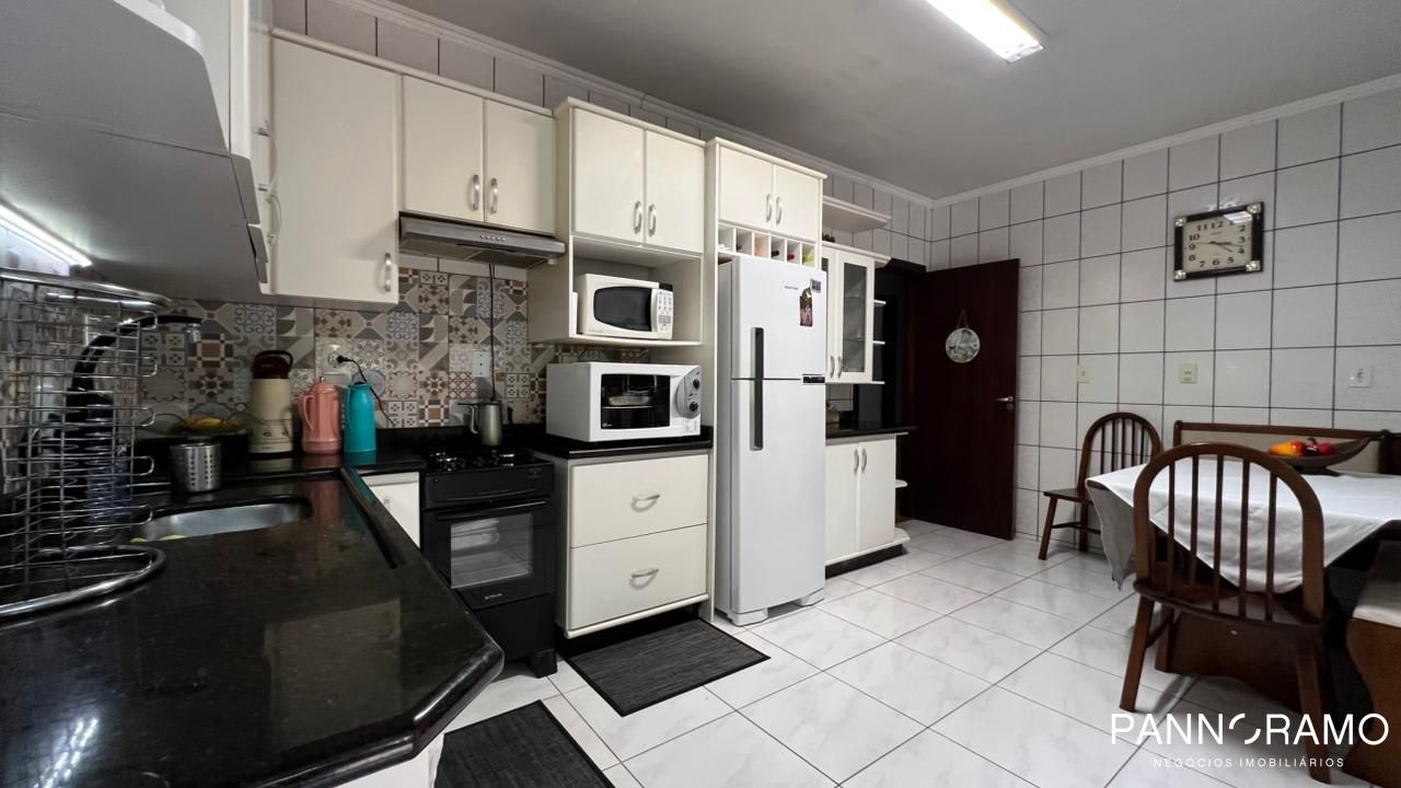 Casa, 3 quartos, 129 m² - Foto 4