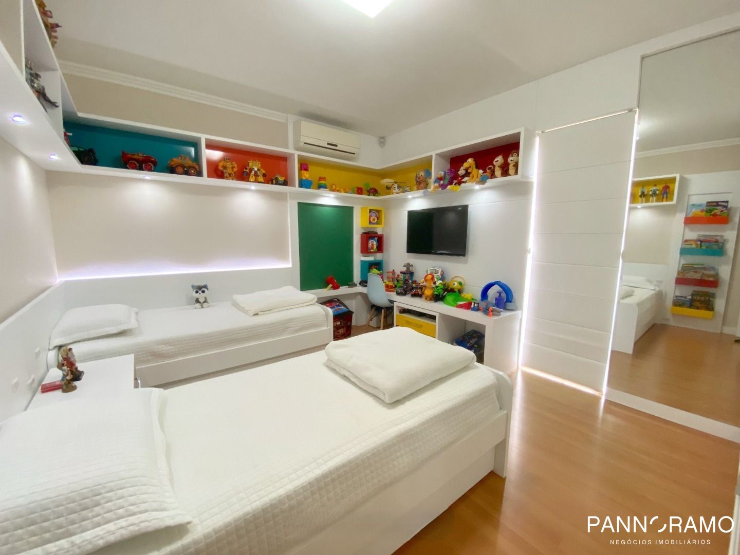 Casa, 3 quartos, 270 m² - Foto 11