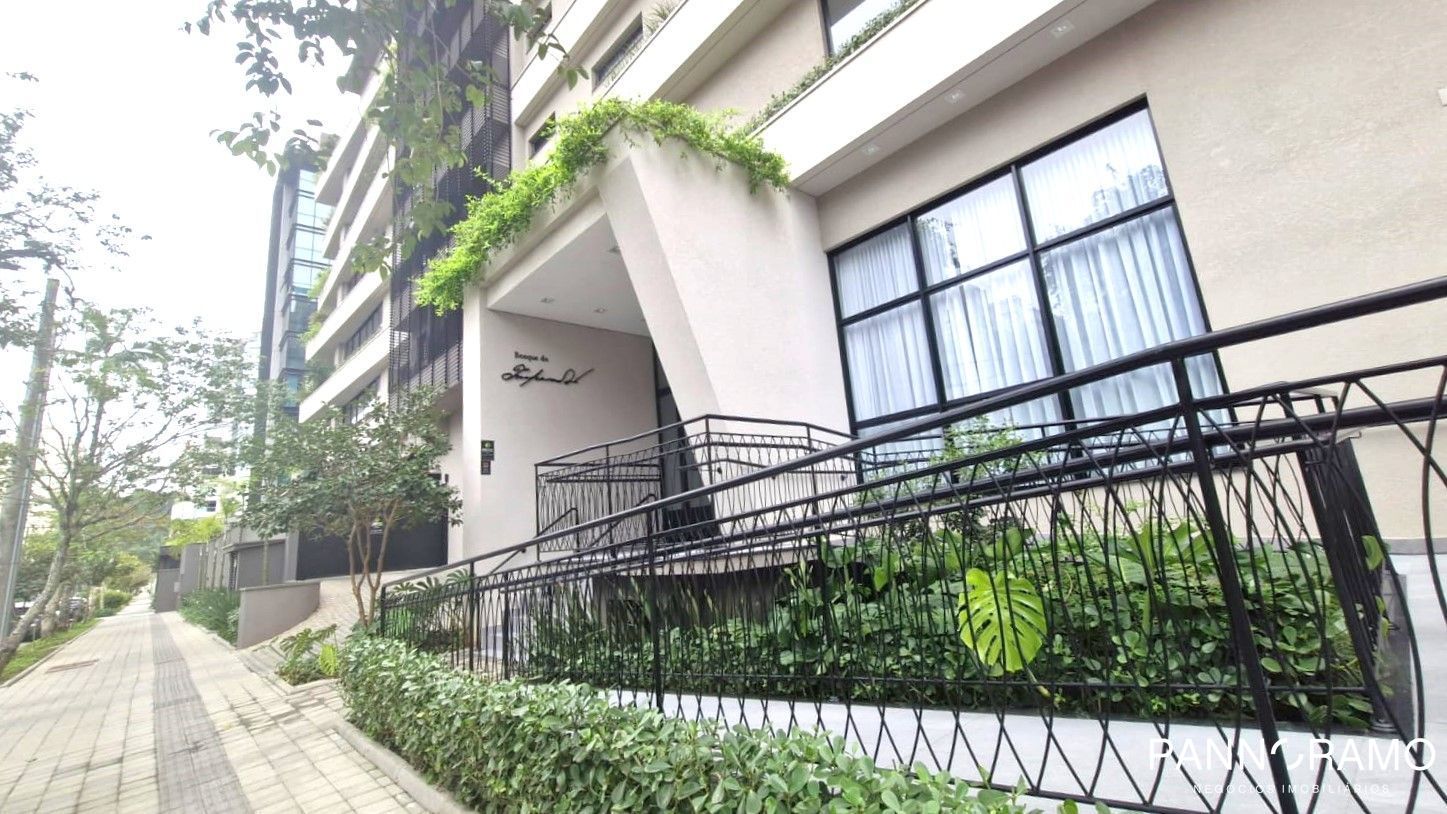 Apartamento, 4 quartos, 218 m² - Foto 1