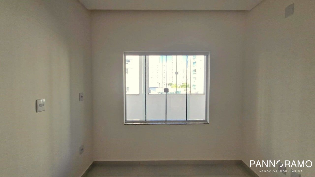 Casa, 4 quartos, 300 m² - Foto 9