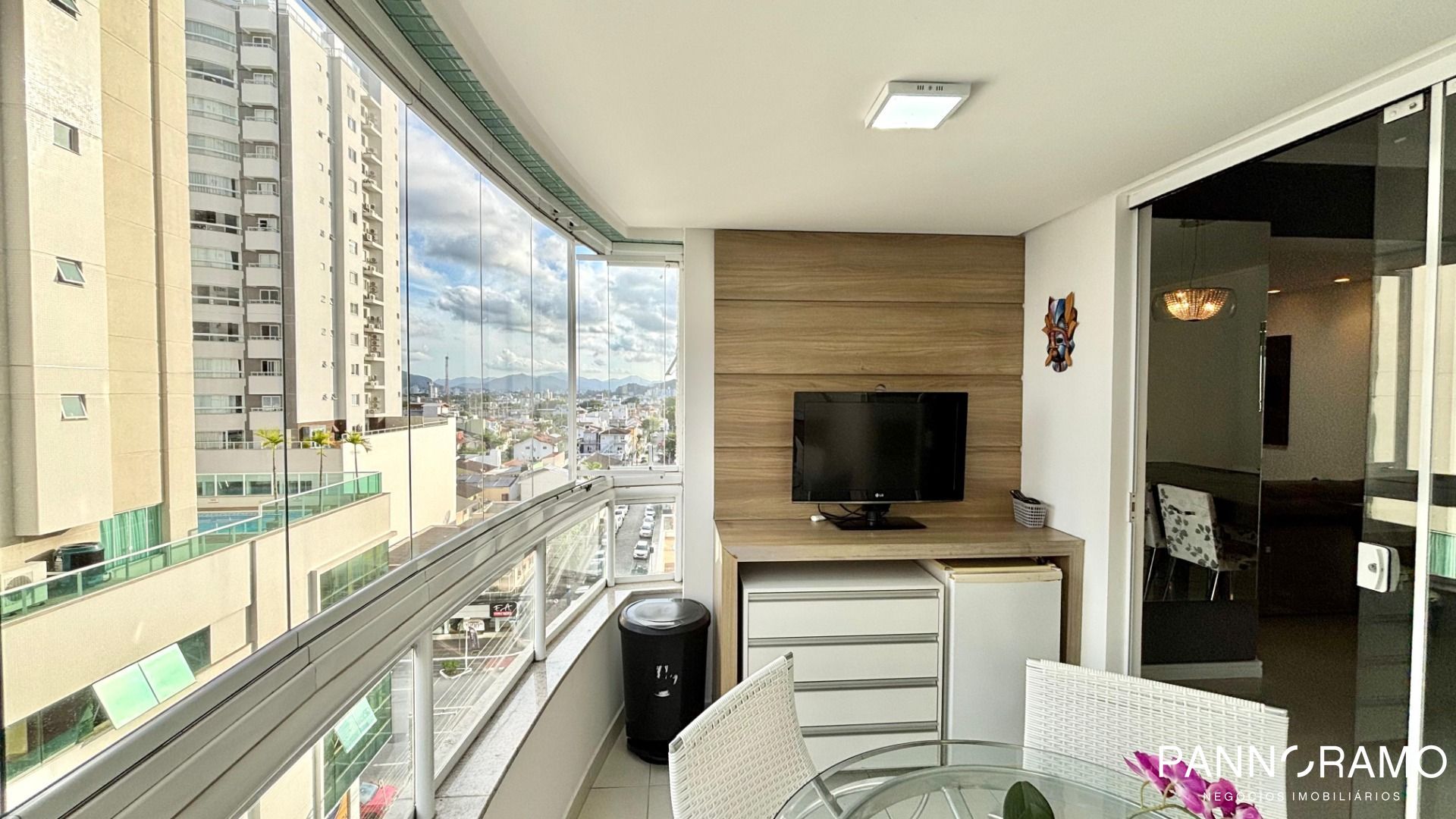 Apartamento, 3 quartos, 104 m² - Foto 2