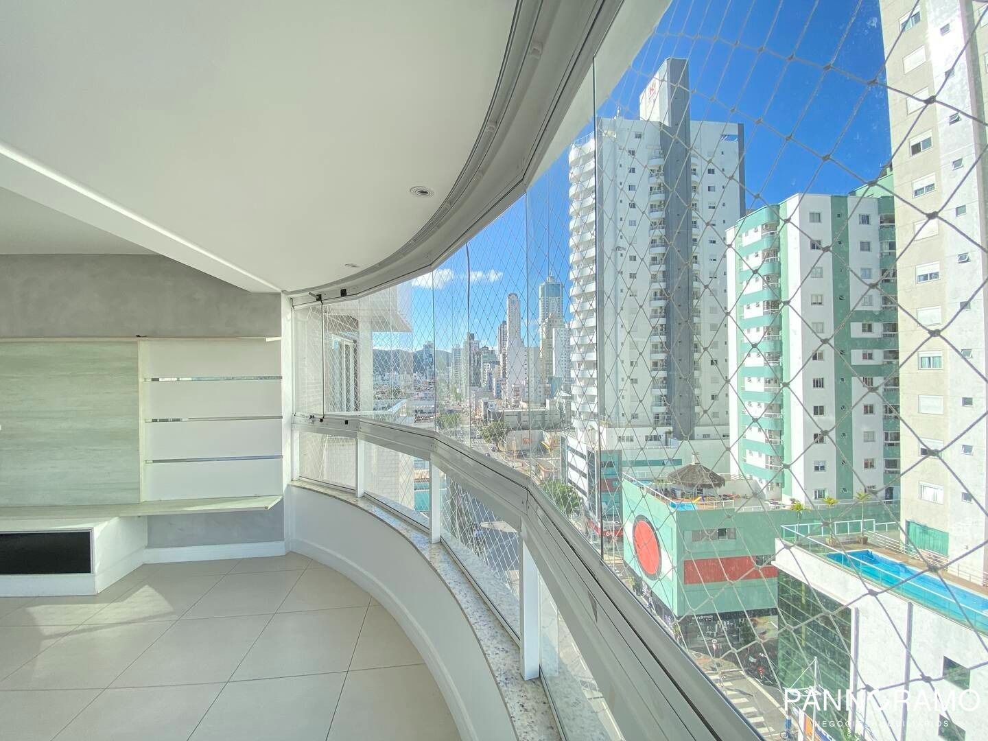 Apartamento, 3 quartos, 110 m² - Foto 2