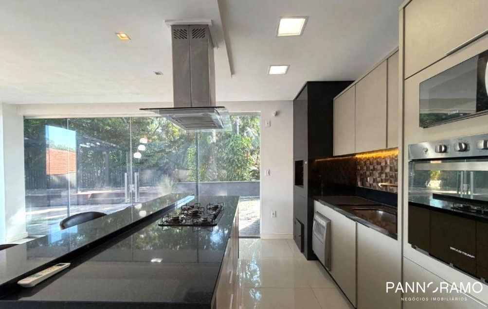 Casa, 3 quartos, 288 m² - Foto 3