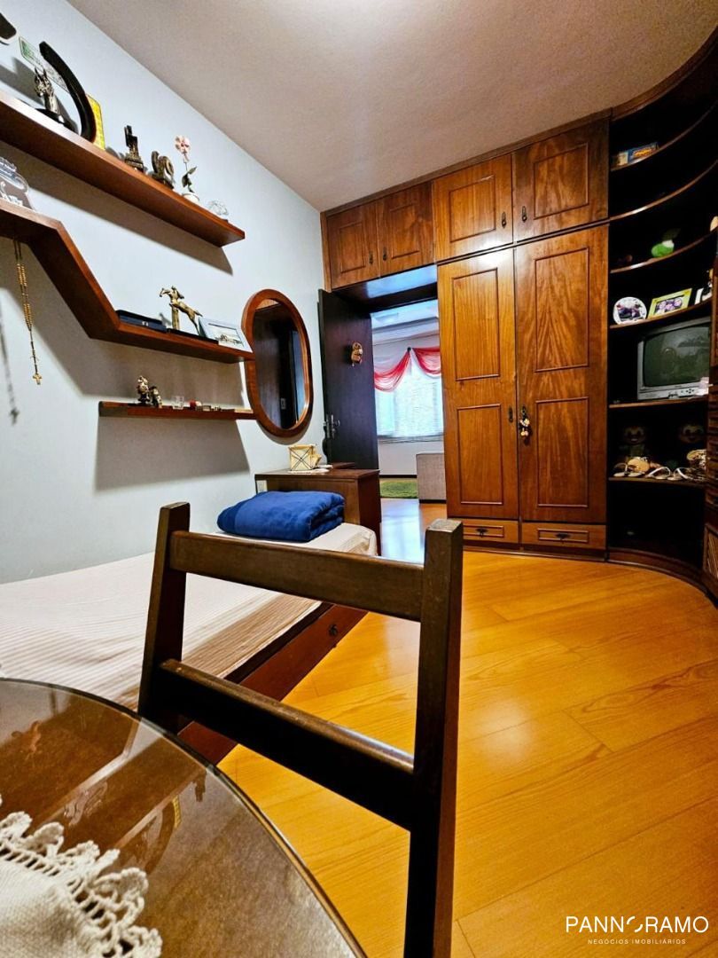 Casa, 3 quartos, 229 m² - Foto 20