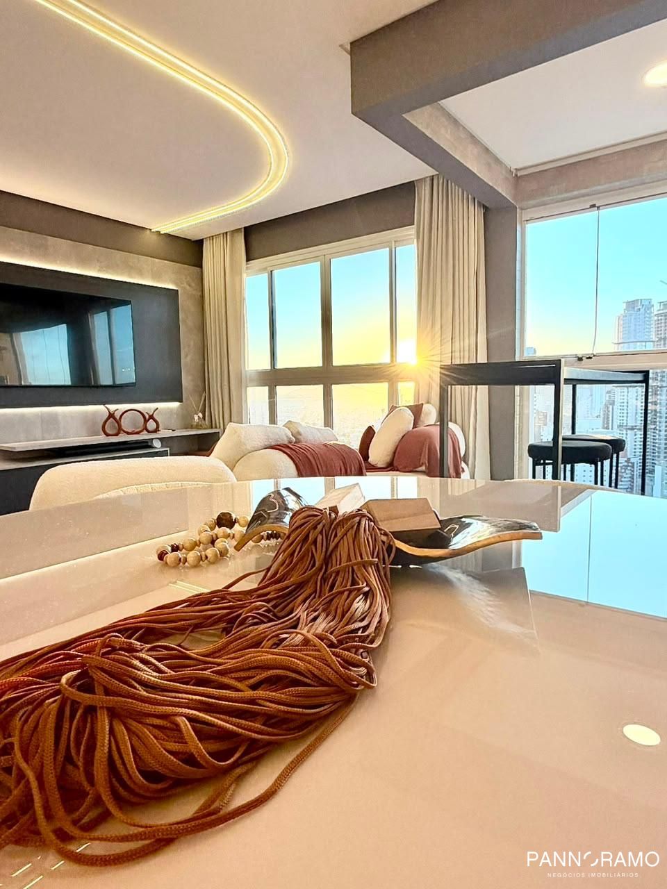 Apartamento, 4 quartos, 144 m² - Foto 2