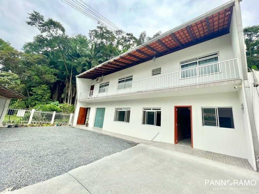 Casa, 4 quartos, 390 m² - Foto 1