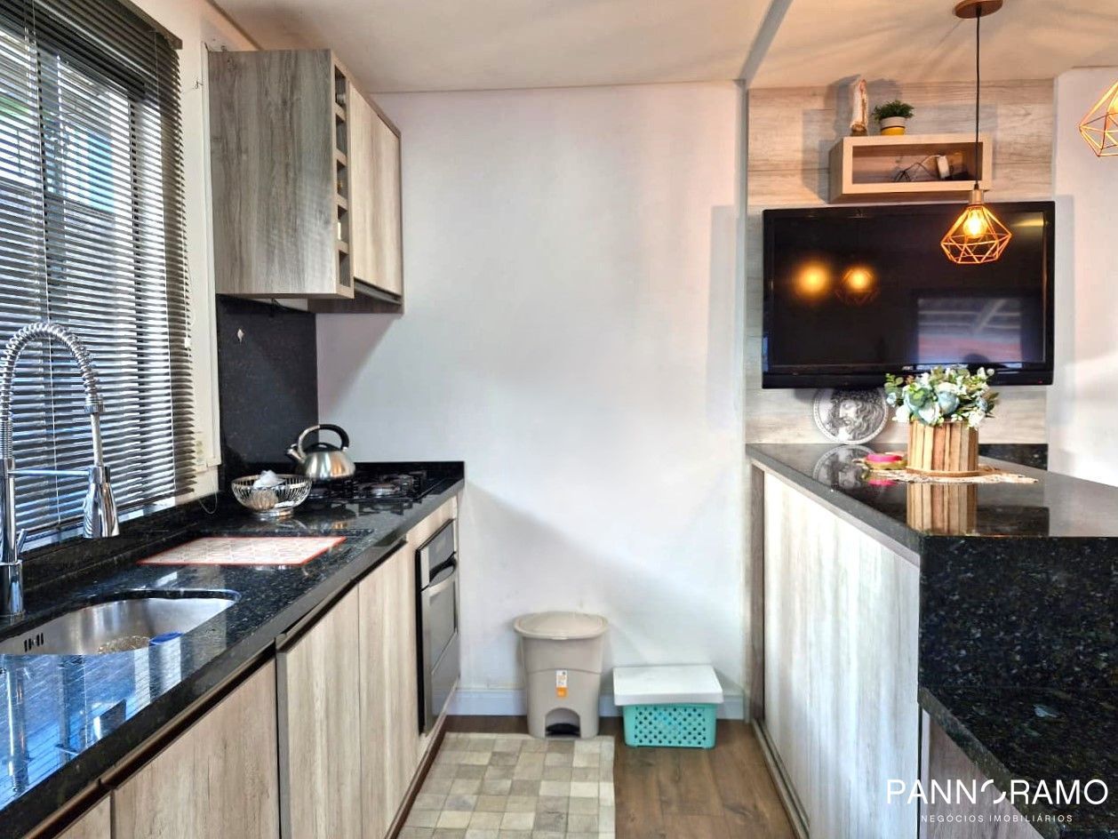 Casa, 3 quartos, 200 m² - Foto 2