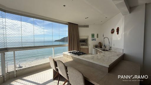 Apartamento, 3 quartos, 200 m² - Foto 1