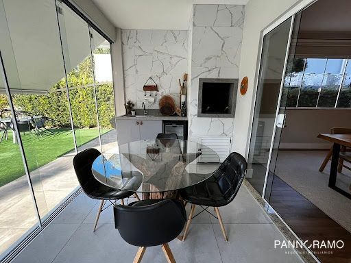 Casa, 3 quartos, 270 m² - Foto 4