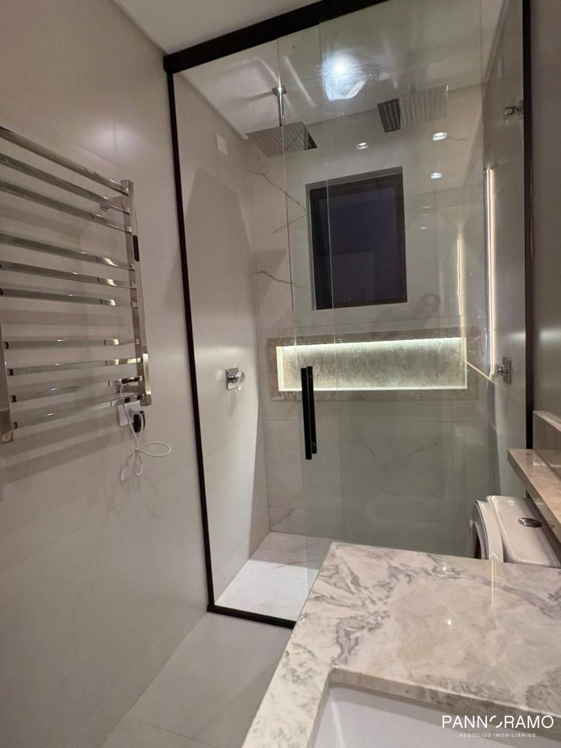 Sobrado, 4 quartos, 194 m² - Foto 3