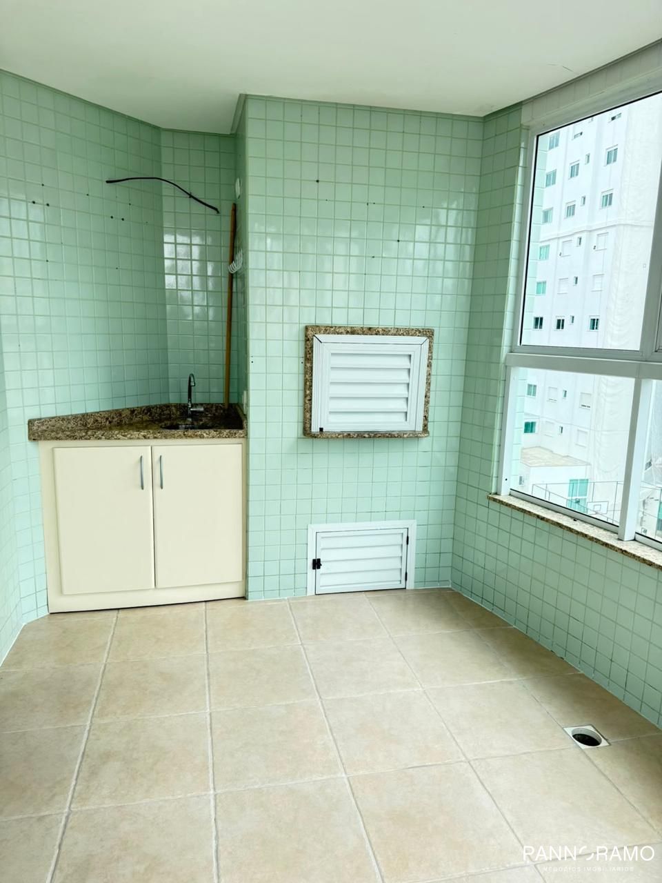Cobertura, 3 quartos, 197 m² - Foto 3