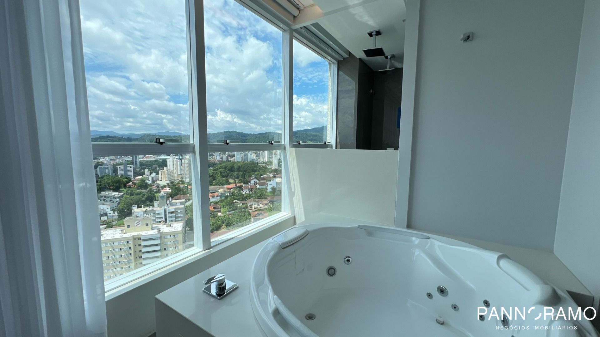 Cobertura, 3 quartos, 318 m² - Foto 4