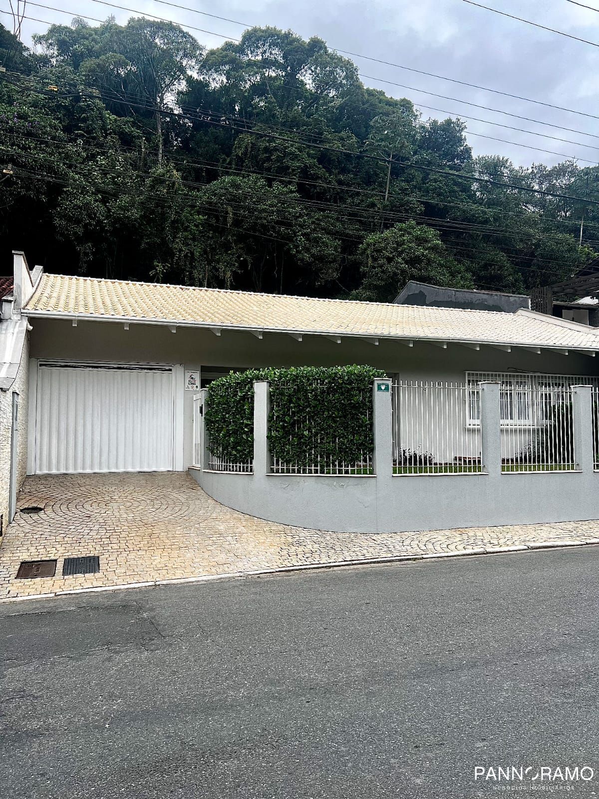 Casa, 3 quartos, 210 m² - Foto 2