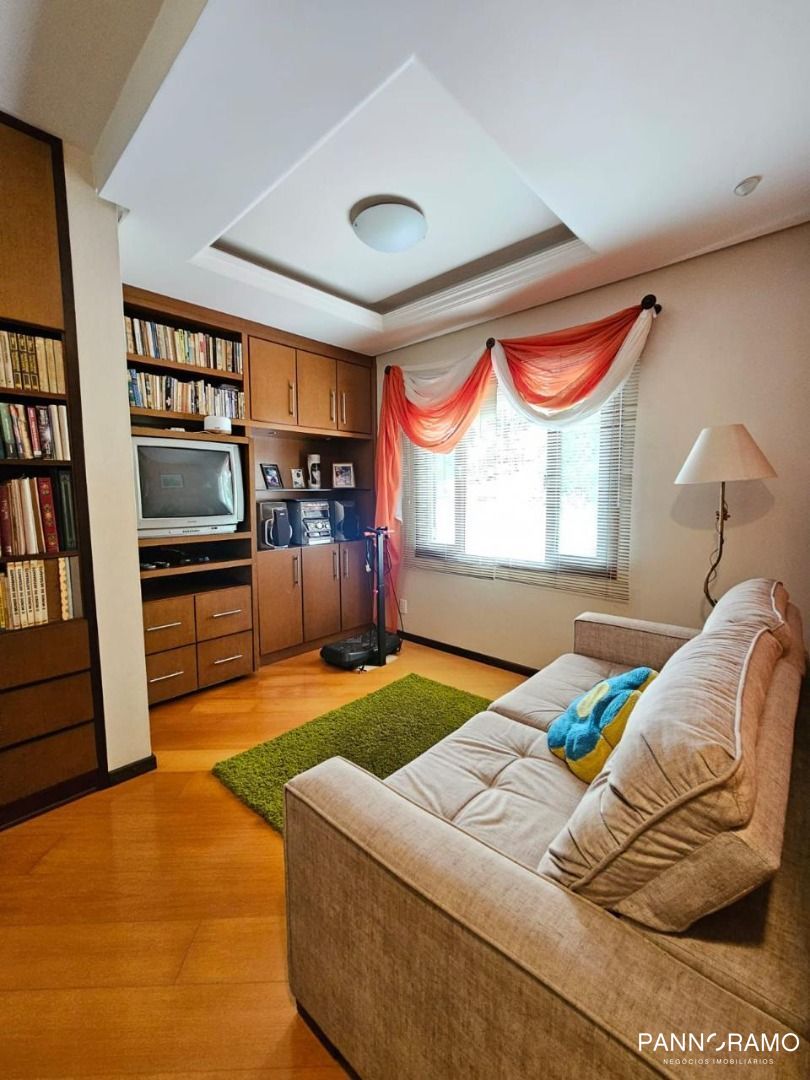 Casa, 3 quartos, 229 m² - Foto 11