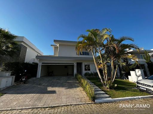 Casa, 3 quartos, 270 m² - Foto 1