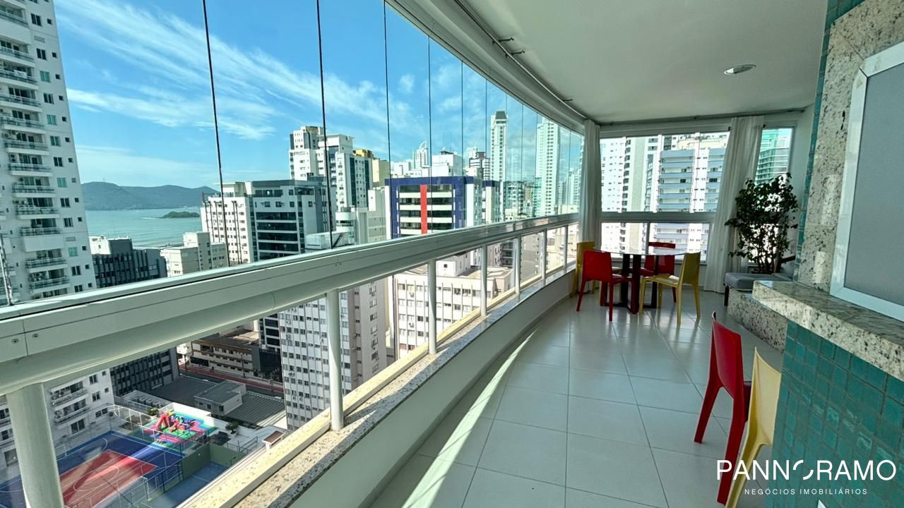 Apartamento, 3 quartos, 135 m² - Foto 2