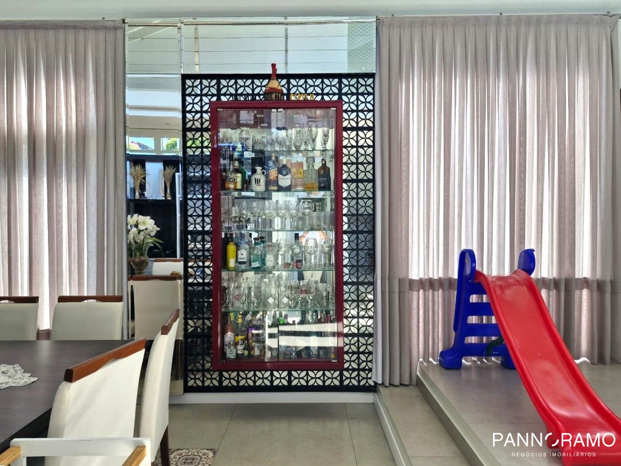 Casa, 3 quartos, 290 m² - Foto 29