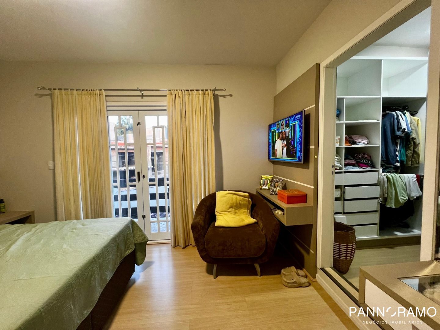 Casa, 3 quartos, 300 m² - Foto 35