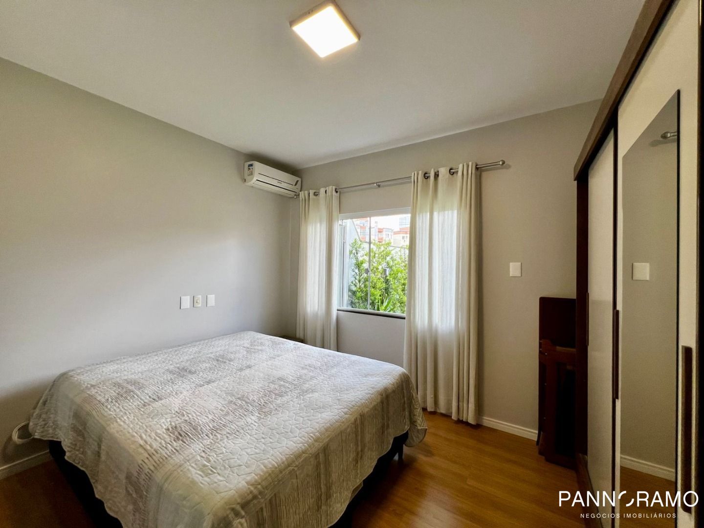 Casa, 3 quartos, 170 m² - Foto 2