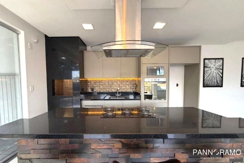 Casa, 3 quartos, 288 m² - Foto 4